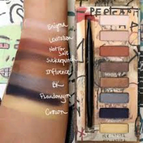 Urban Decay Gold Griot Eyeshadow Pallette Makeup Smokey Eye Y2K Boho Chic NWT - Picture 3 of 3